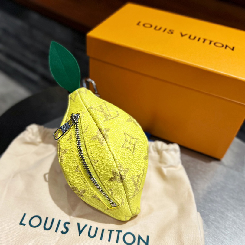 Louis Vuitton Lemon Pouch    M81197 - 