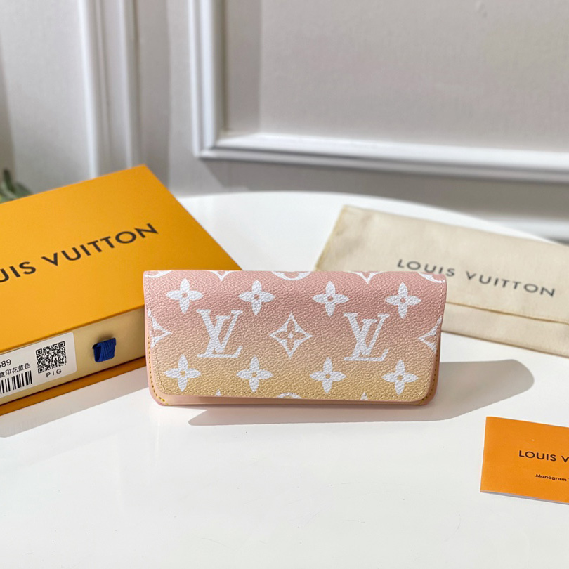 Louis Vuitton Woody Glasses Case   GI0620 - PerfectKickZ