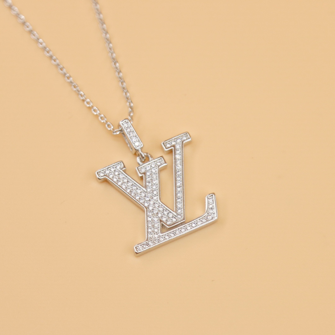 Louis Vuitton LV Idylle Blossom Large Pendant, White Gold And Diamonds      Q93821 - 