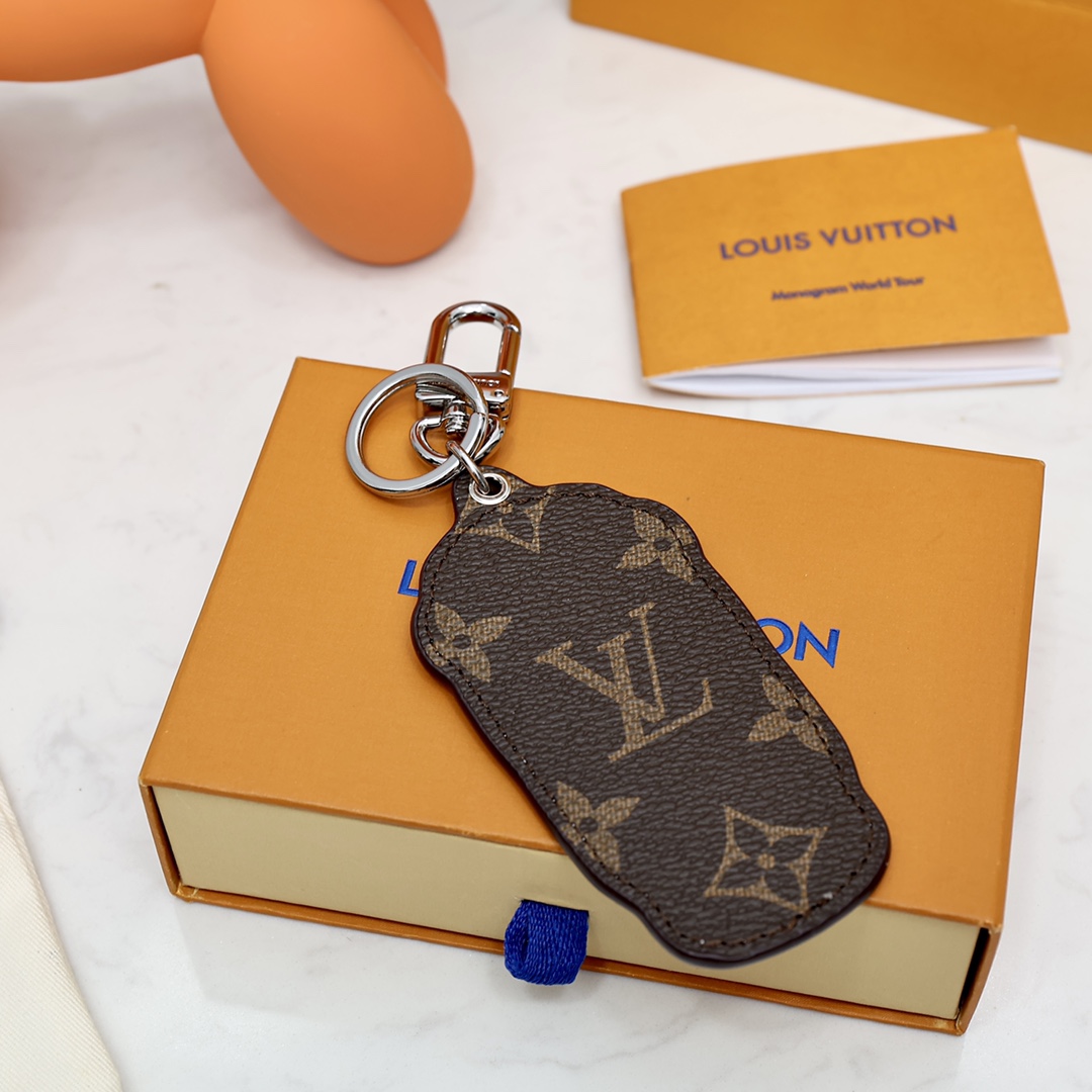 Louis Vuitton Everyday Lv Cup    MP3108 - PerfectKickZ