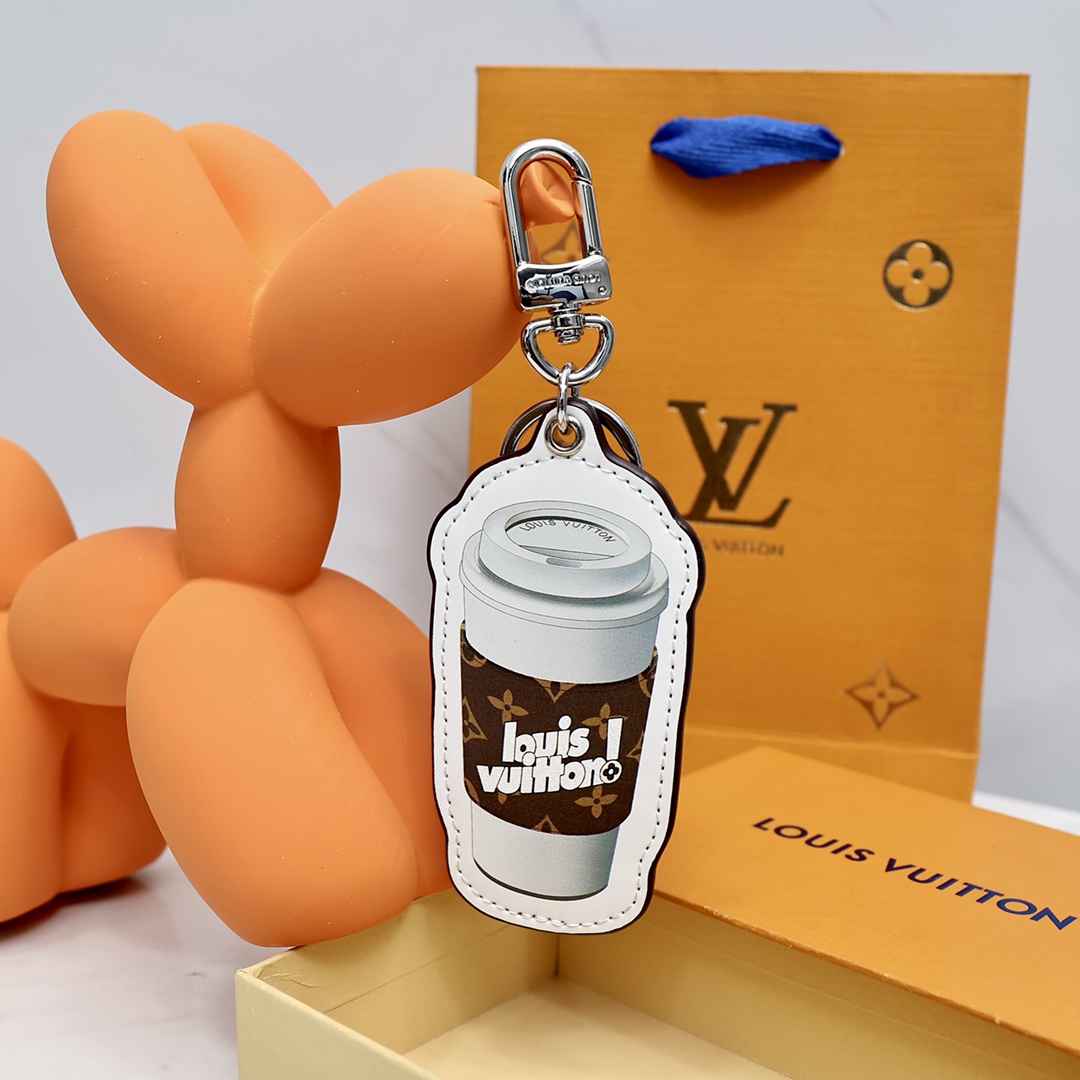 Louis Vuitton Everyday Lv Cup    MP3108 - PerfectKickZ