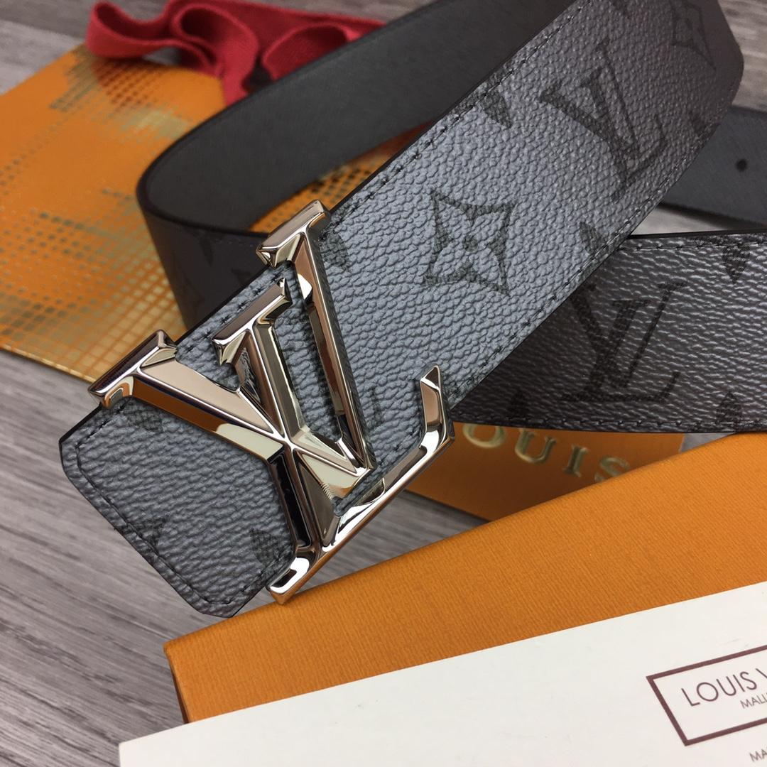 Louis Vuitton LV Pyramide 40mm Reversible - PerfectKickZ