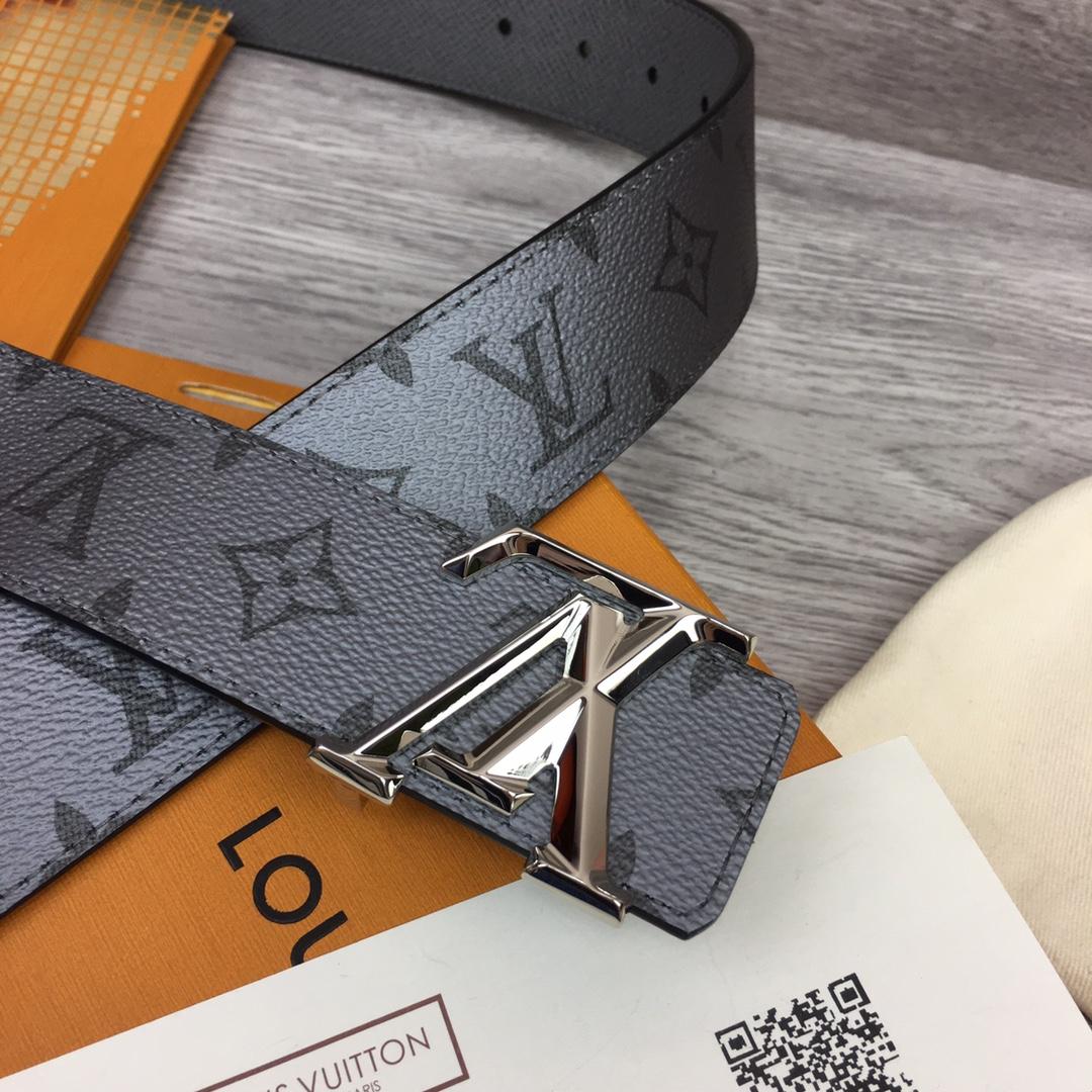 Louis Vuitton LV Pyramide 40mm Reversible - PerfectKickZ