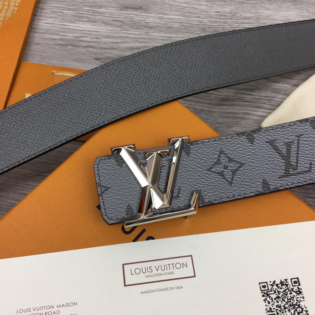 Louis Vuitton LV Pyramide 40mm Reversible - PerfectKickZ