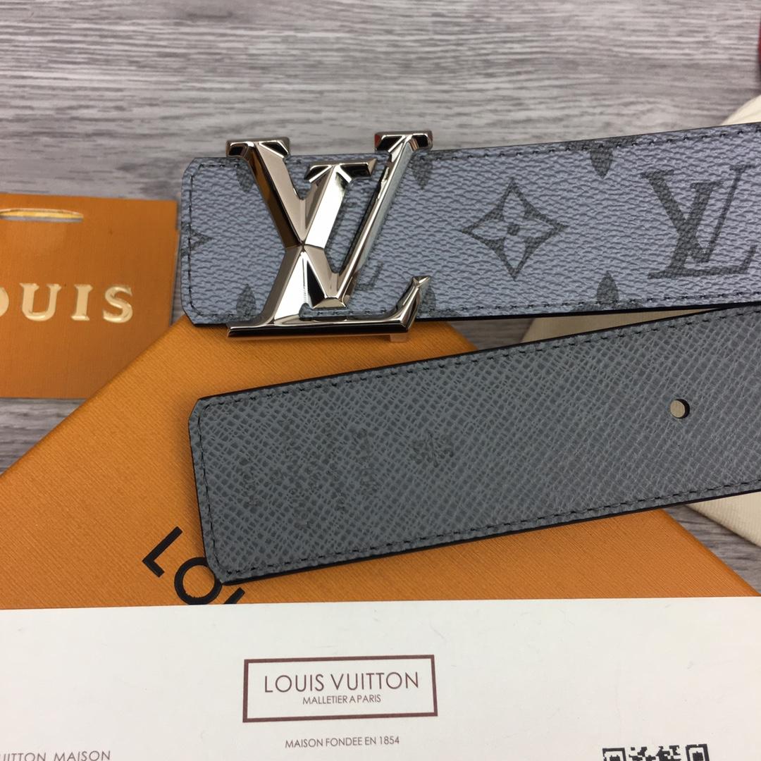 Louis Vuitton LV Pyramide 40mm Reversible - PerfectKickZ