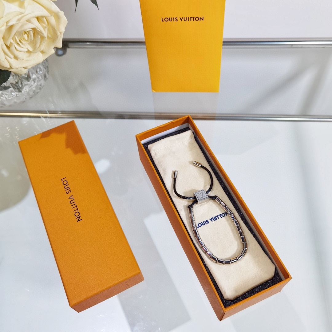 Louis Vuitton LV Paradise Bracelet       MP3330 - PerfectKickZ