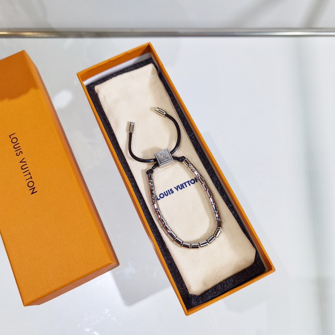 Louis Vuitton LV Paradise Bracelet       MP3330 - PerfectKickZ