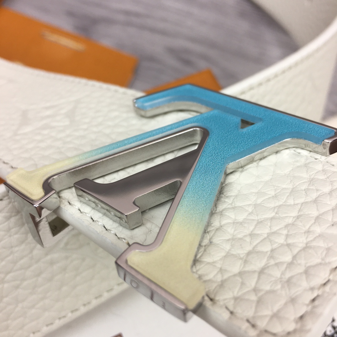Louis Vuitton LV Spotlight 40MM Reversible Belt - PerfectKickZ