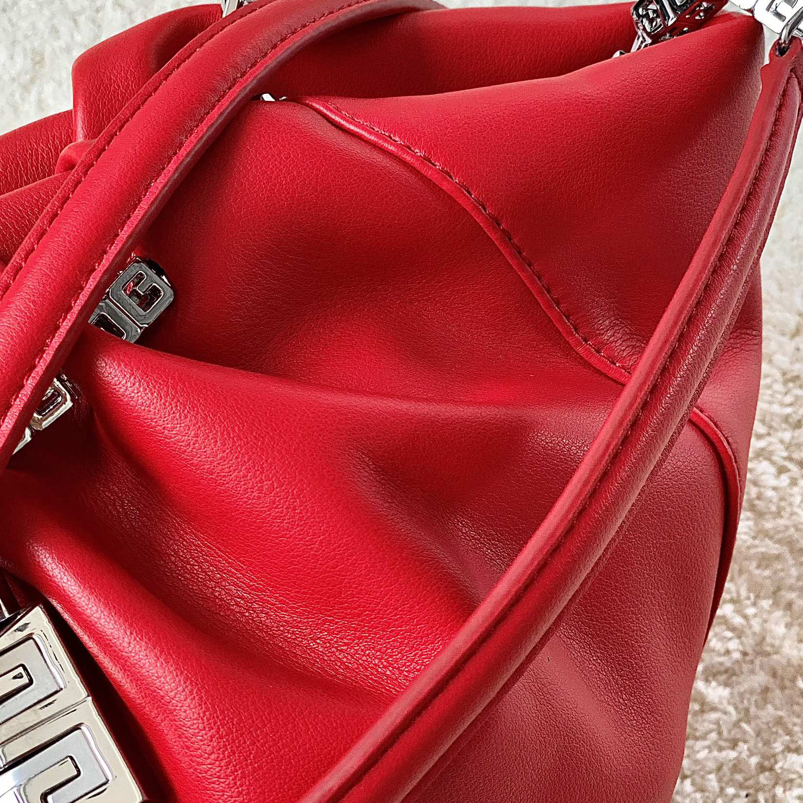Givenchy Small Kenny Bag In Smooth Leather - Red(32-22-17cm) - PerfectKickZ