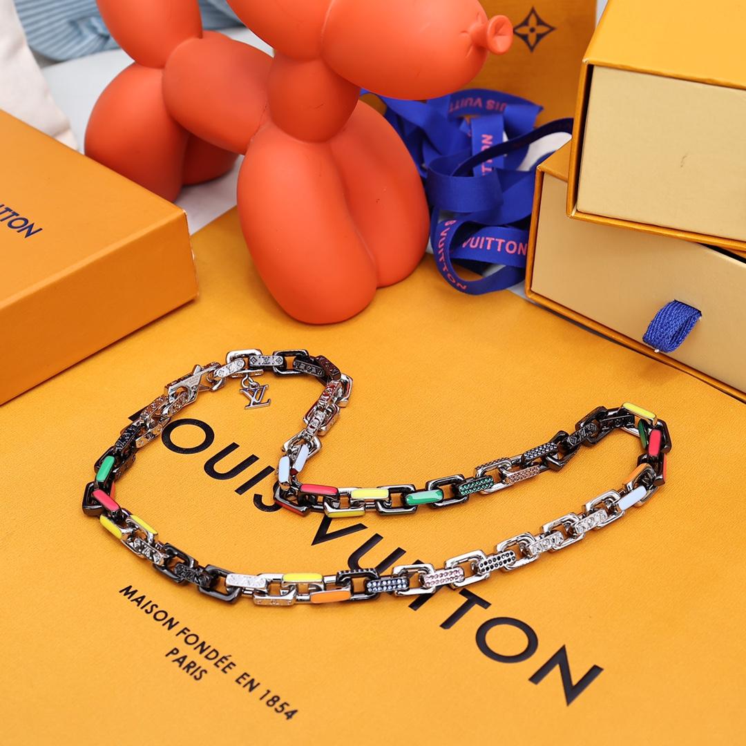 Louis Vuitton Paradise Chain Necklace     MP3329 - PerfectKickZ