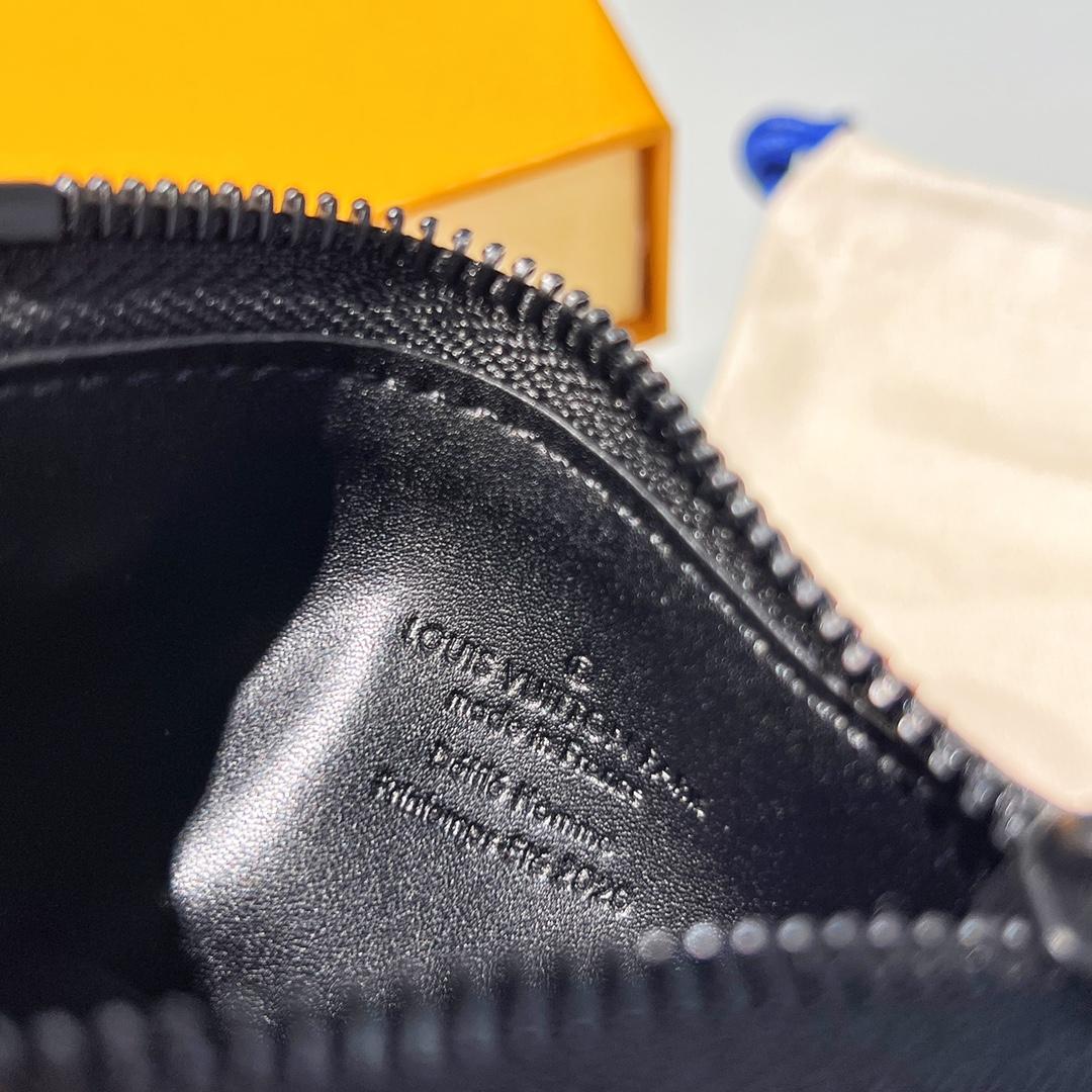 Louis Vuitton Key Pouch - PerfectKickZ