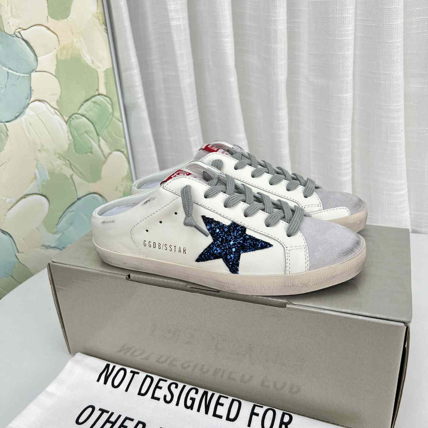 Golden Goose Super-Star Sabots In White Leather With Blue Glitter Star And Dove-Gray Suede Tongue - PerfectKickZ