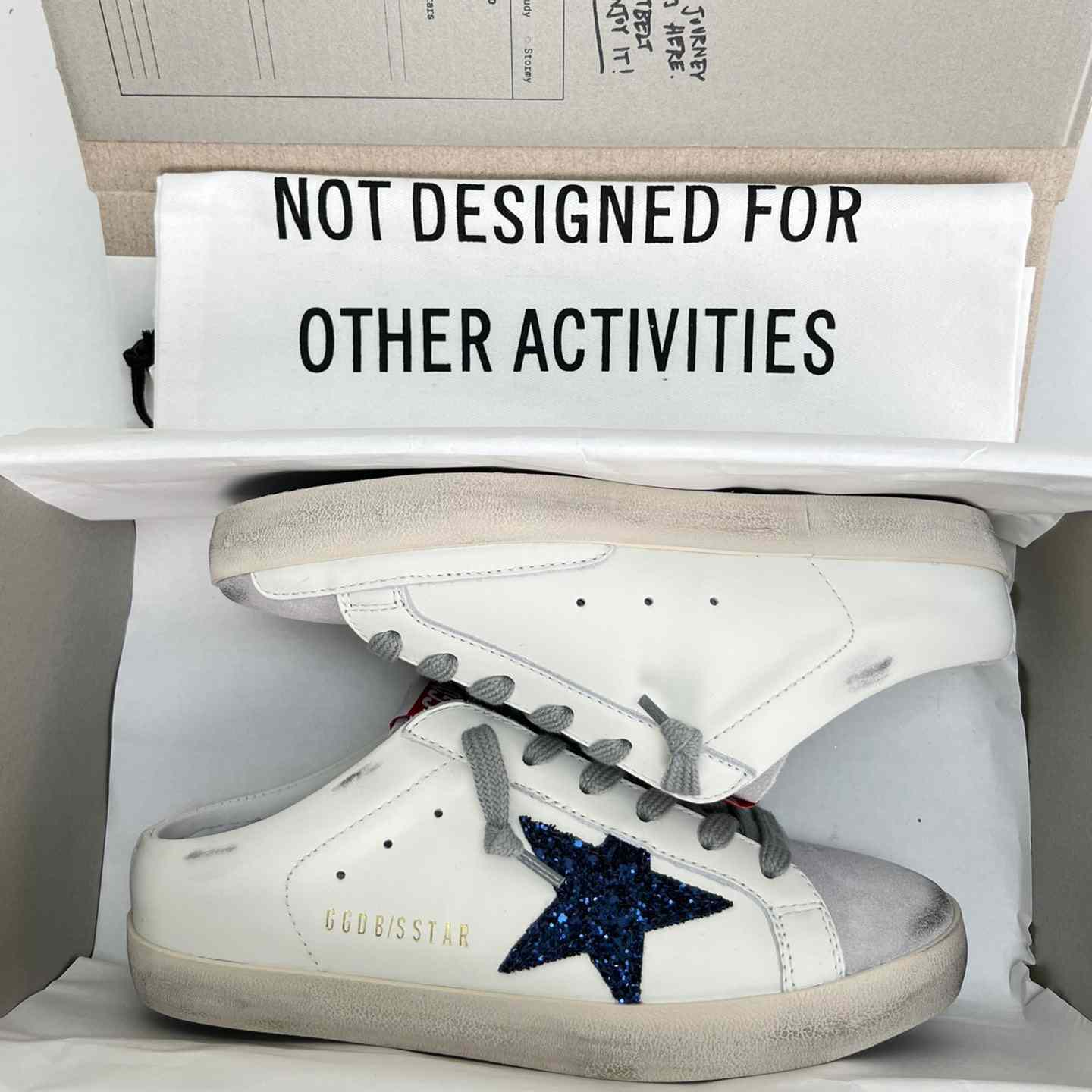 Golden Goose Super-Star Sabots In White Leather With Blue Glitter Star And Dove-Gray Suede Tongue - PerfectKickZ