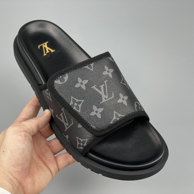 Louis Vuitton Miami Mule         1A9Z60 - PerfectKickZ