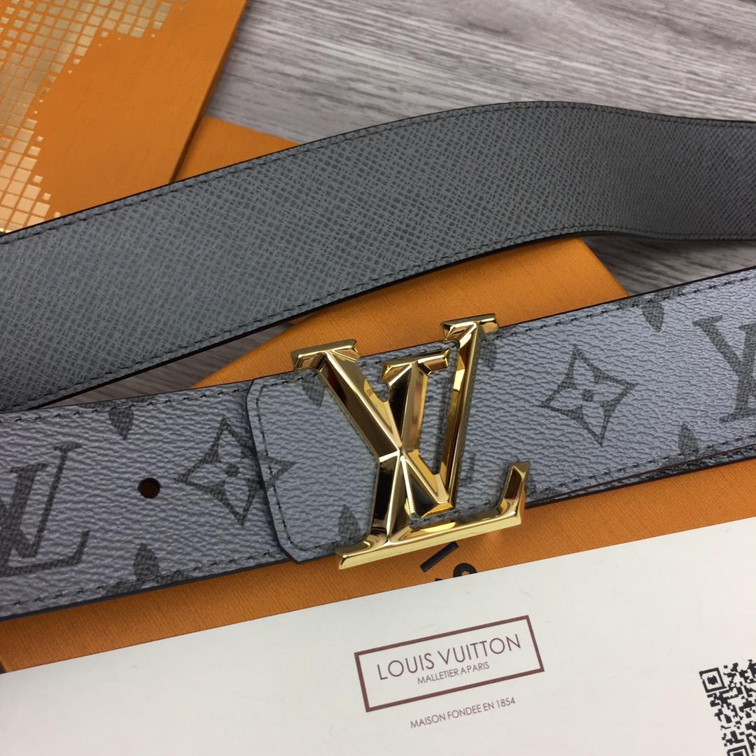 Louis Vuitton LV Pyramide 40mm Reversible - PerfectKickZ