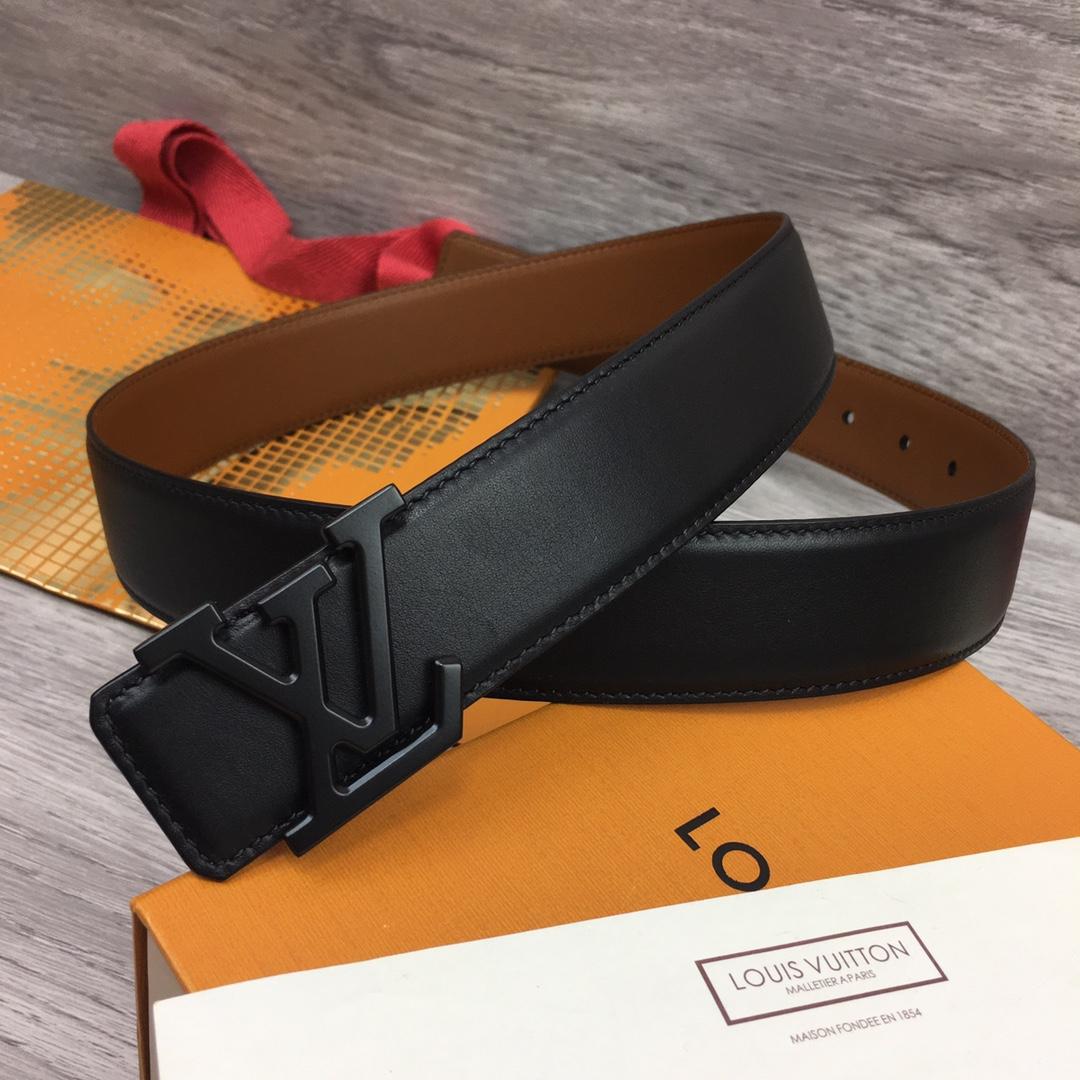 Louis Vuitton  LV Mirror 35MM Reversible Belt - PerfectKickZ