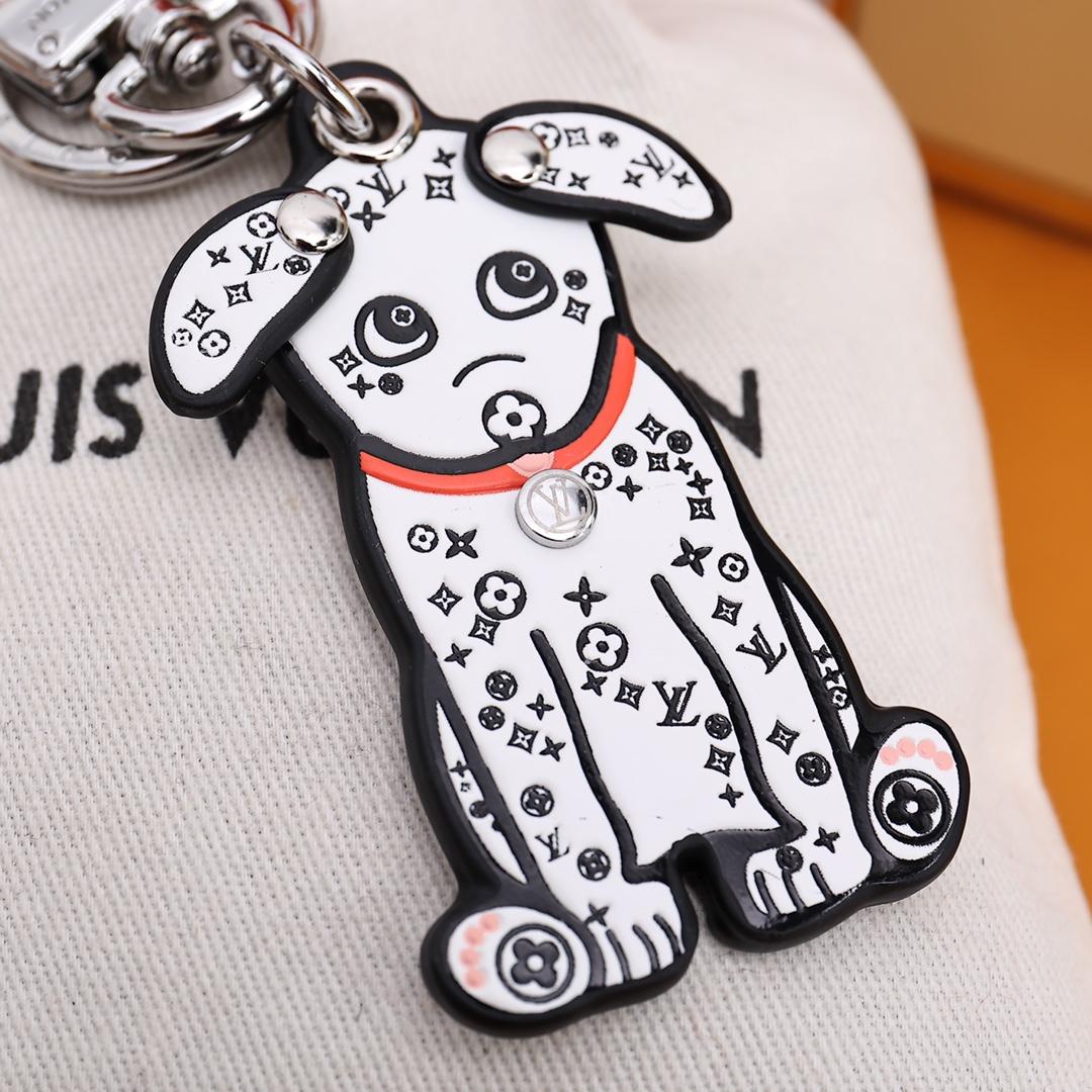 Louis Vuitton  LV Dalmata Key Holder & Bag Charm    M00746 - PerfectKickZ