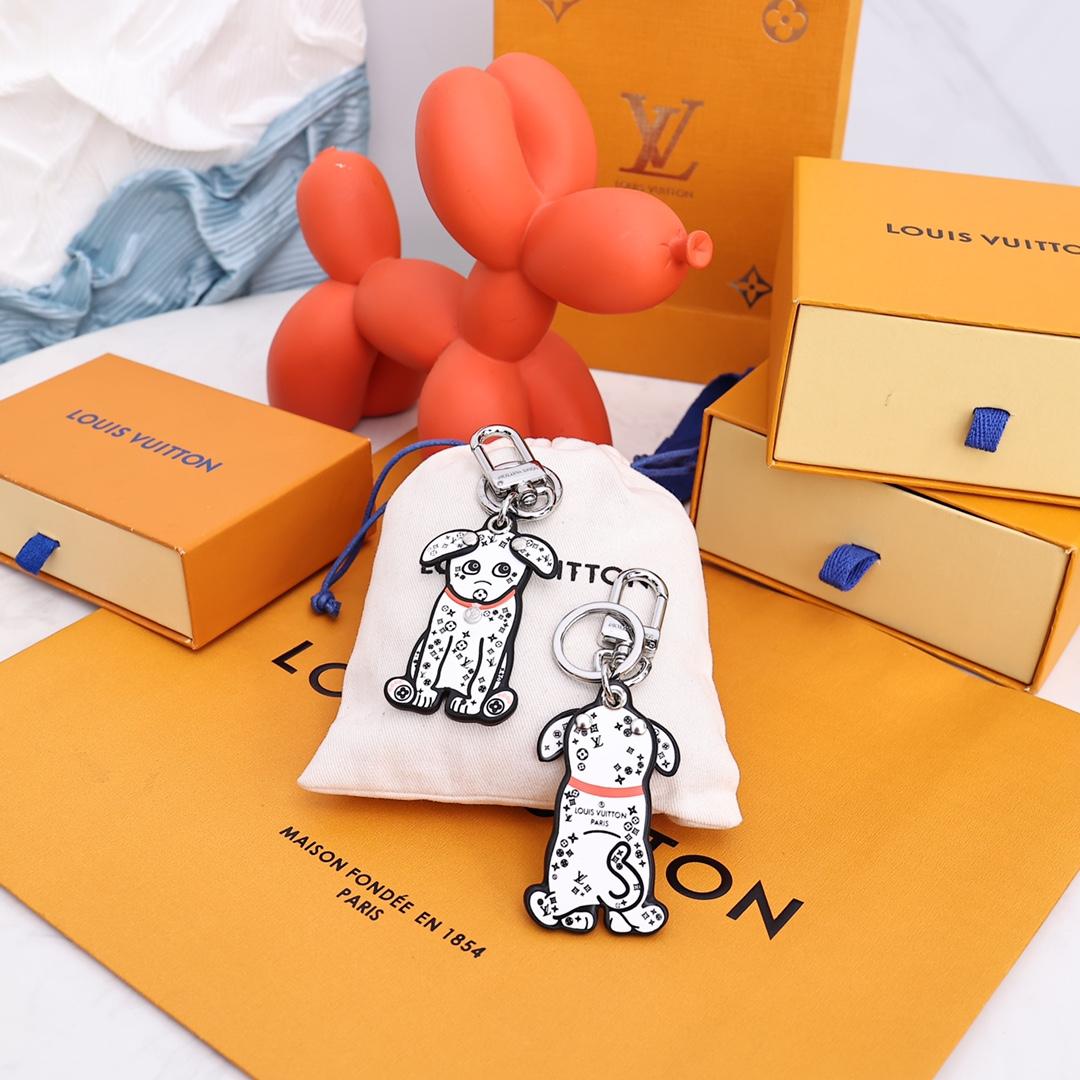 Louis Vuitton  LV Dalmata Key Holder & Bag Charm    M00746 - PerfectKickZ
