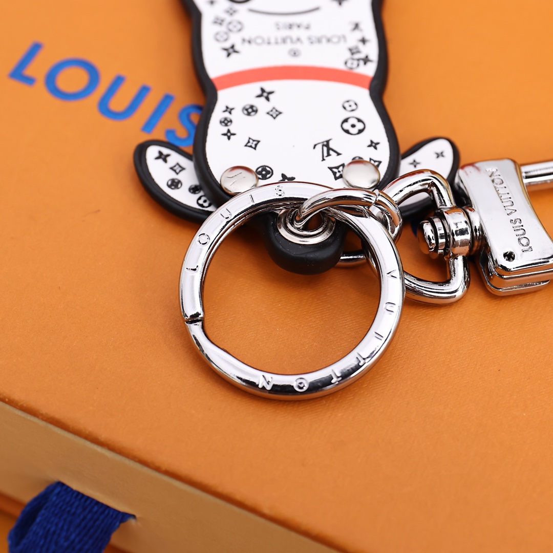 Louis Vuitton  LV Dalmata Key Holder & Bag Charm    M00746 - PerfectKickZ