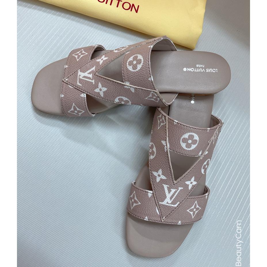 Louis Vuitton Monogram Sandal      - 