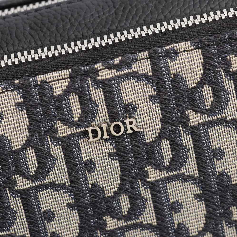 Dior Pouch With Shoulder Strap (17-12.5-5cm) - PerfectKickZ