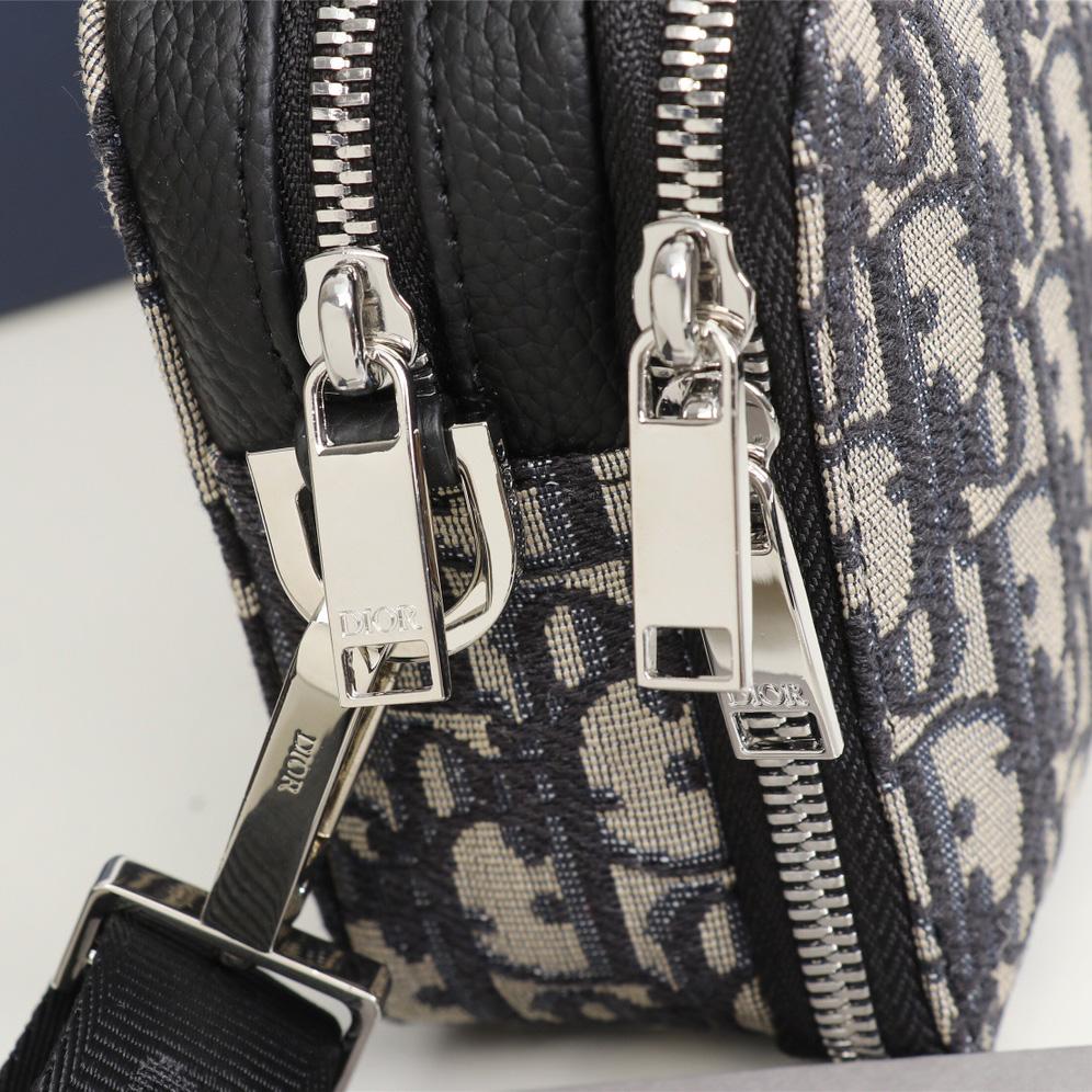 Dior Pouch With Shoulder Strap (17-12.5-5cm) - PerfectKickZ