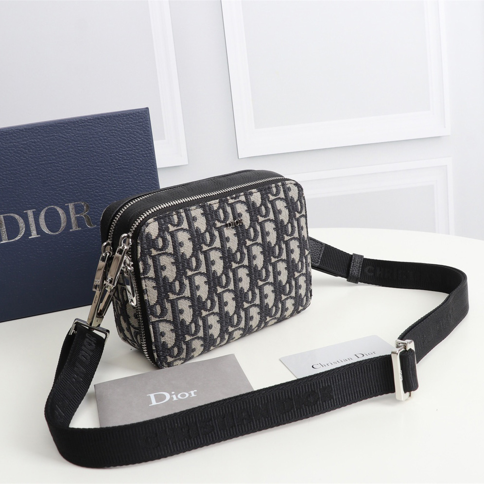 Dior Pouch With Shoulder Strap (17-12.5-5cm) - PerfectKickZ
