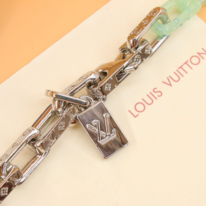 Louis Vuitton Monogram Chain Necklace  M00732 - PerfectKickZ