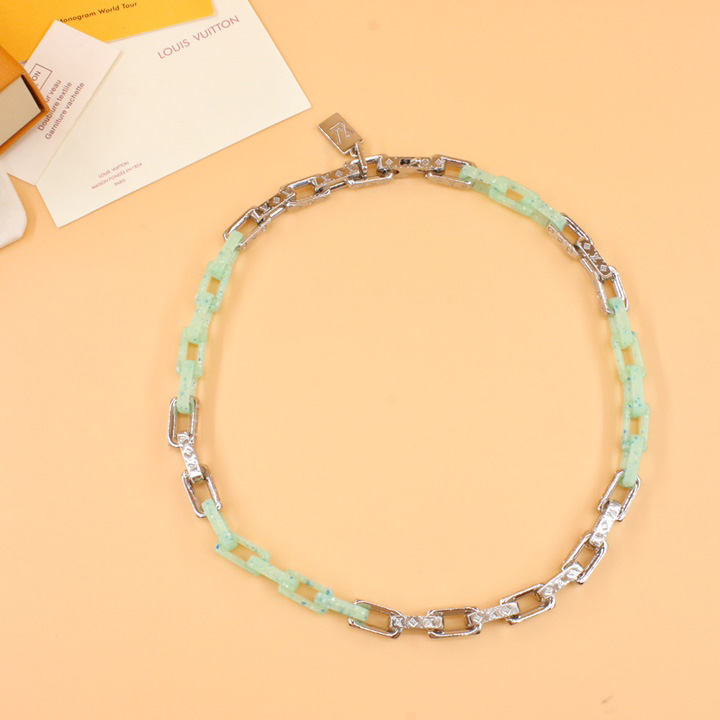Louis Vuitton Monogram Chain Necklace  M00732 - PerfectKickZ