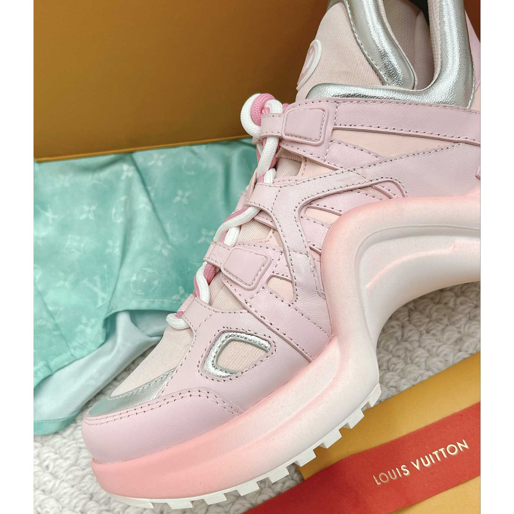 Louis Vuitton LV Archlight Sneaker       1AACM2 - 