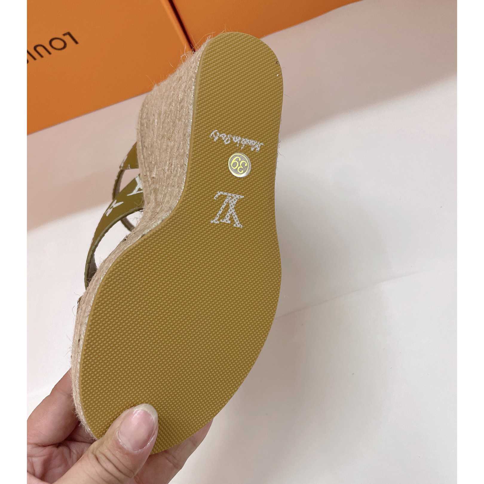 Louis Vuitton Starboard Wedge Sandal      1AA1G3 - 