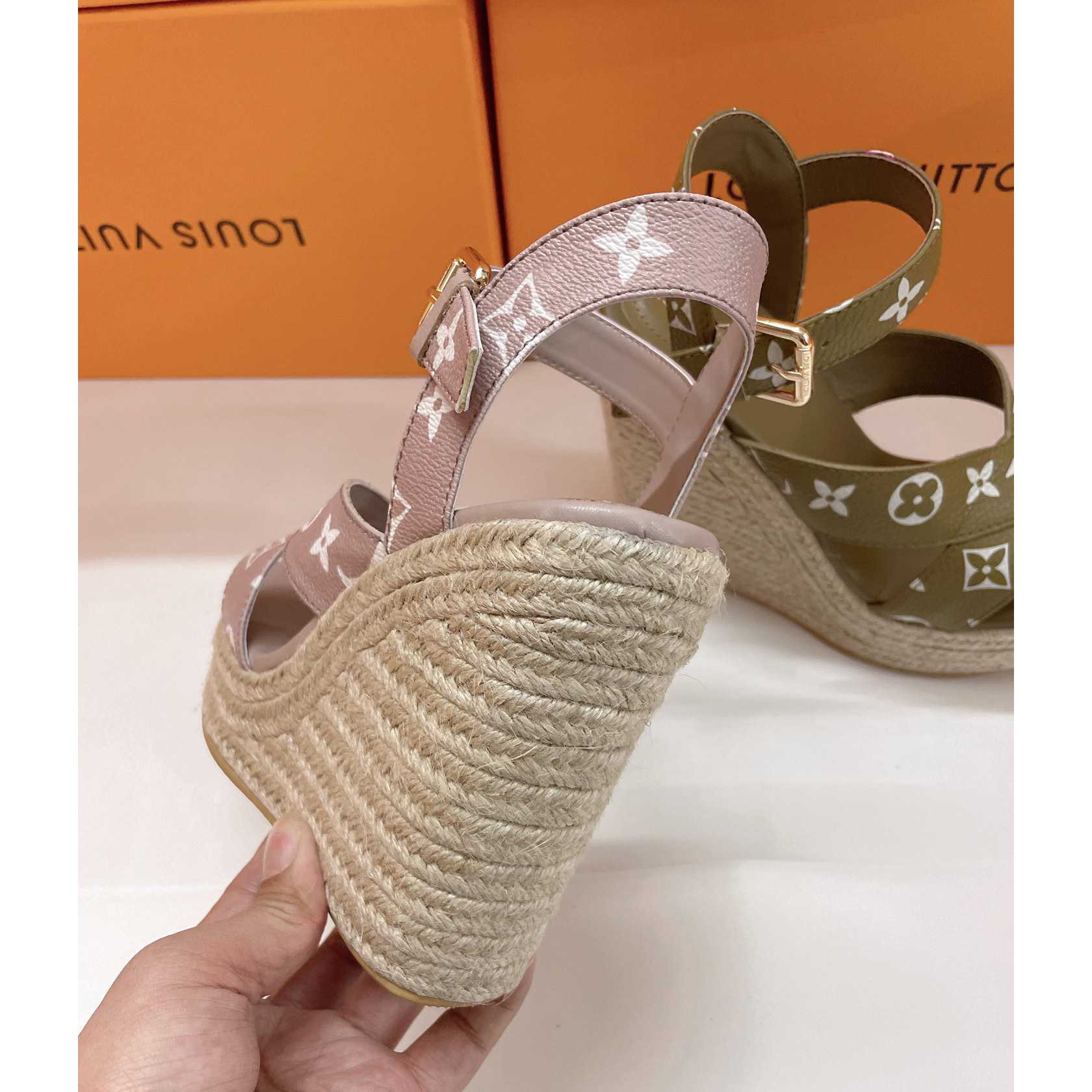 Louis Vuitton Starboard Wedge Sandal      1AA1G3 - 
