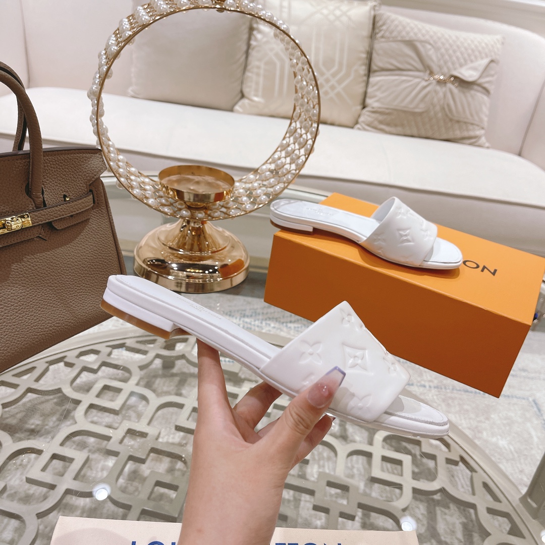 Louis Vuitton Revival Flat Mule     1A9P3T - PerfectKickZ