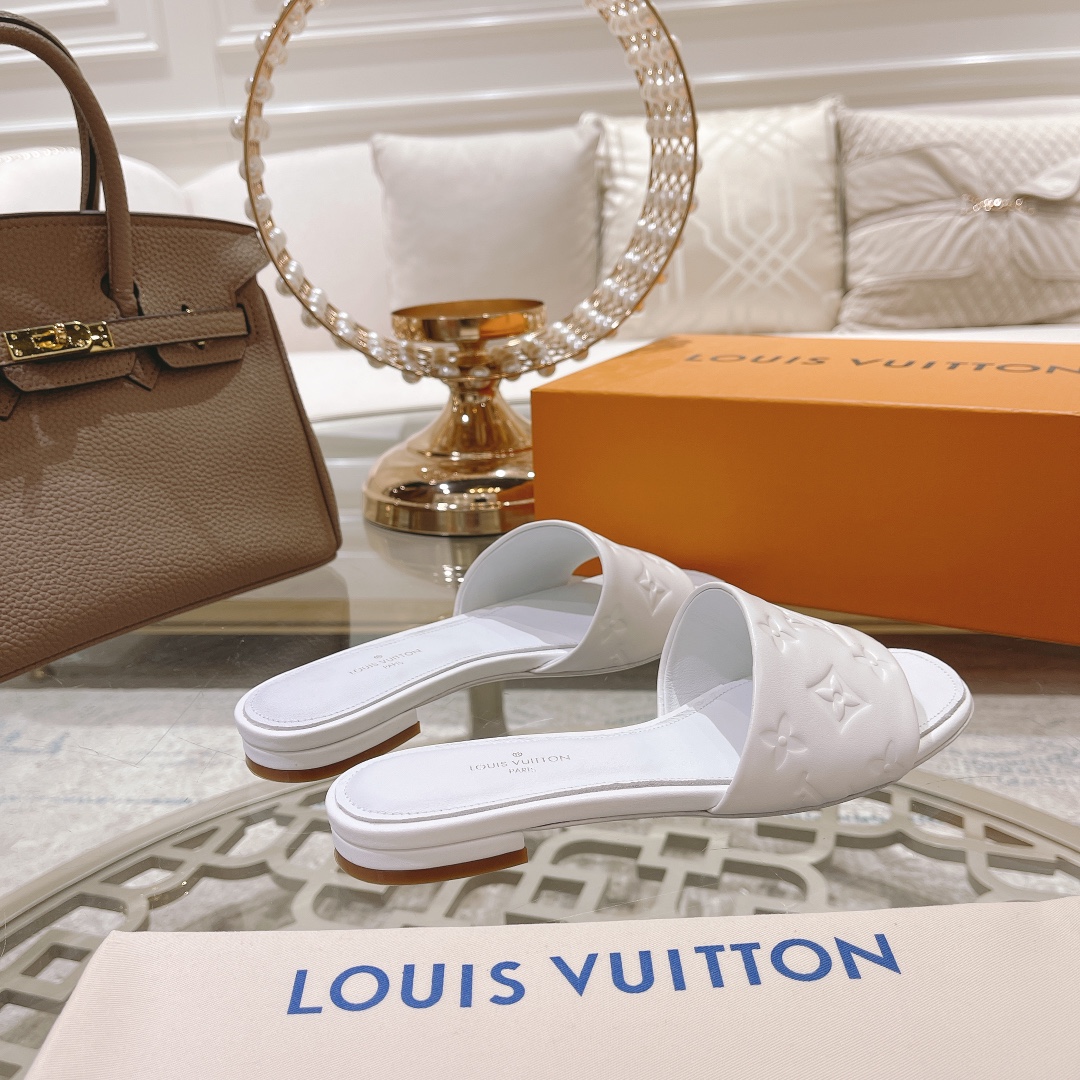 Louis Vuitton Revival Flat Mule     1A9P3T - PerfectKickZ