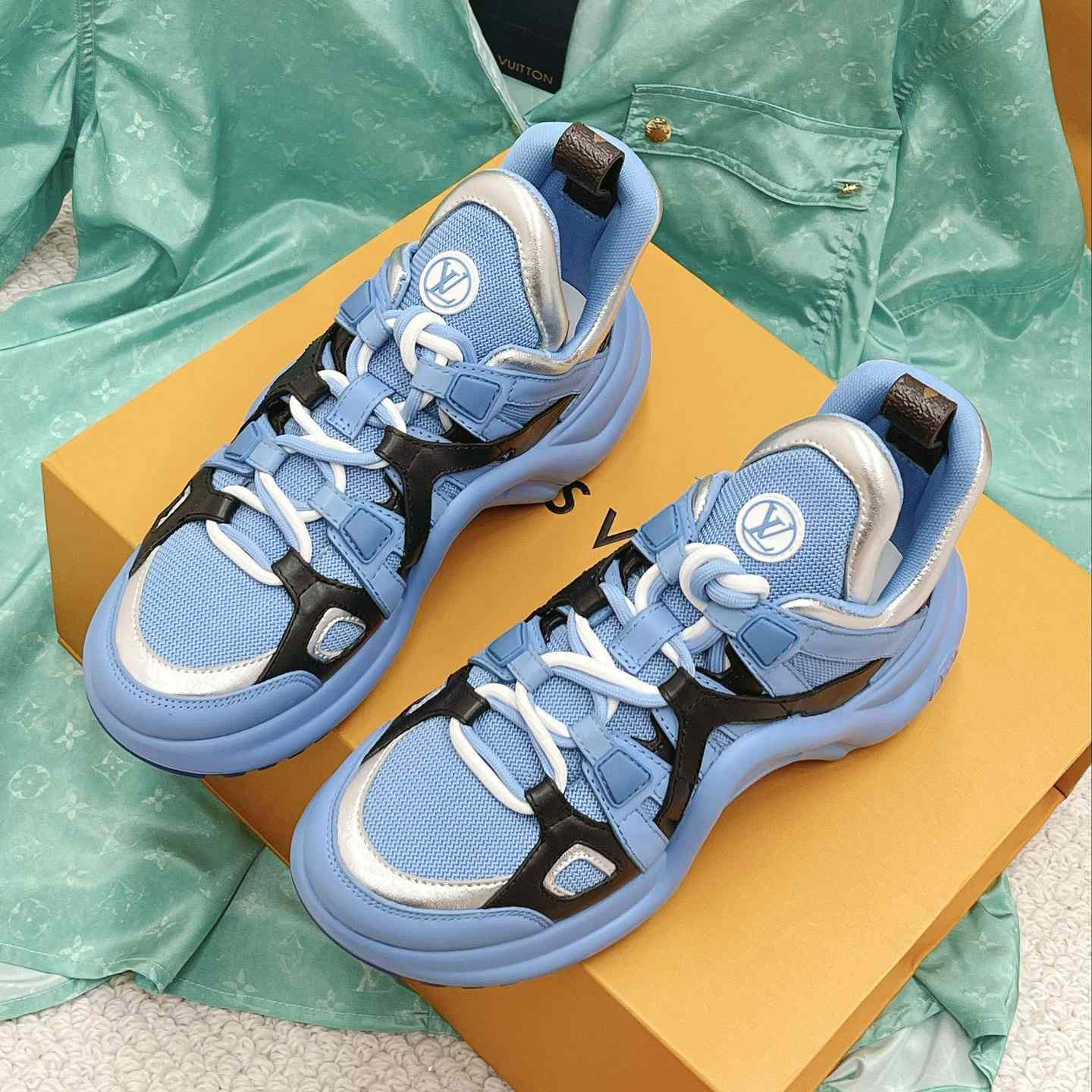 Louis Vuitton LV Archlight Sneaker      - PerfectKickZ