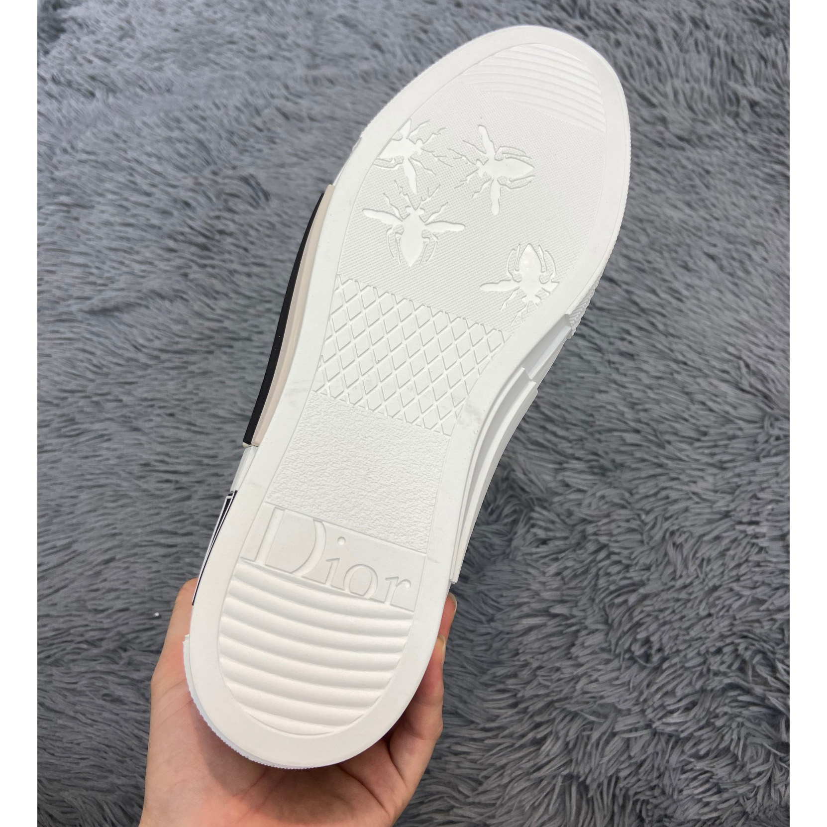 Dior B23 High-Top Sneaker - 