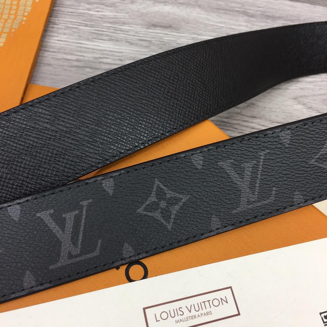 Louis Vuitton LV Pyramide 40mm Reversible - PerfectKickZ