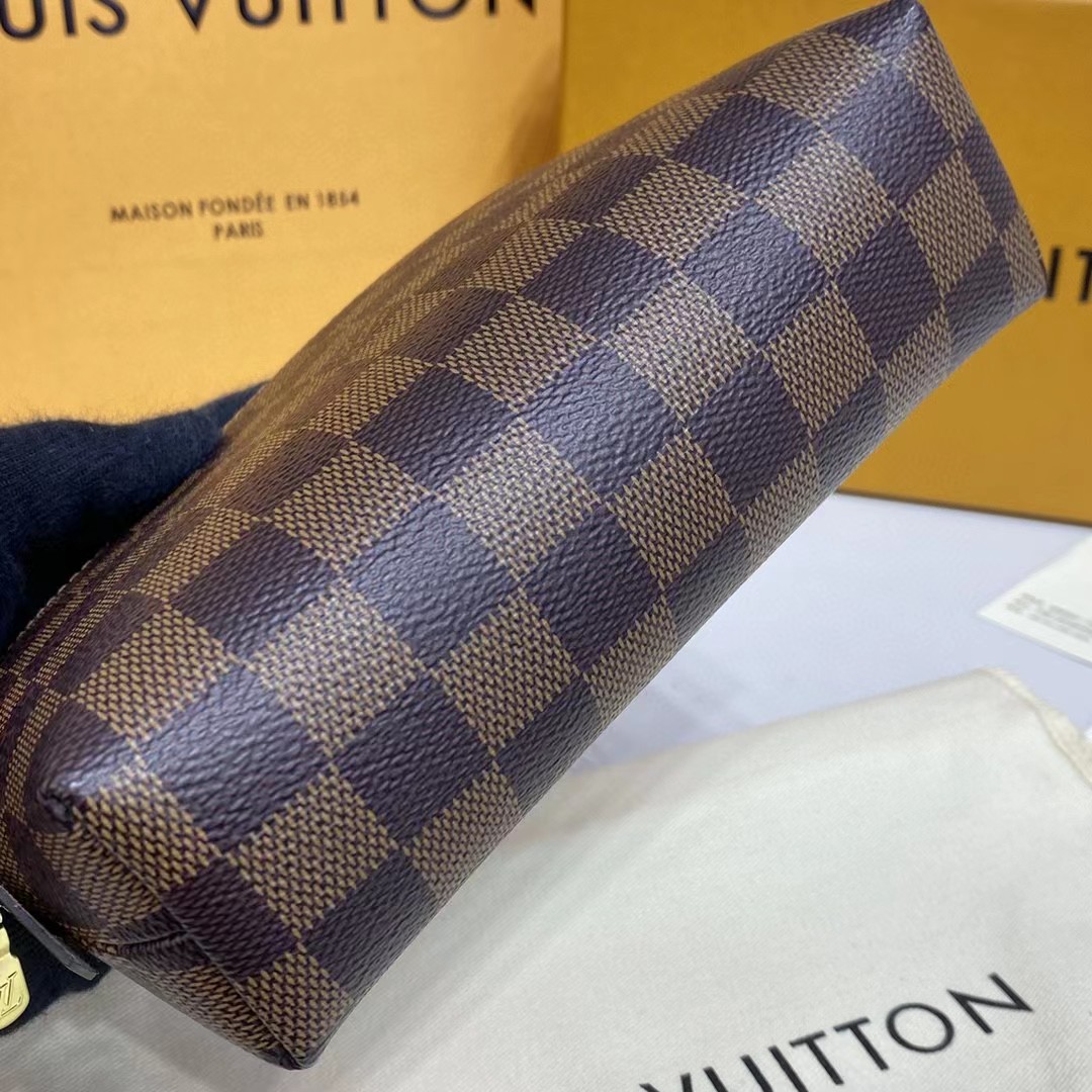 Louis Vuitton Cosmetic Pouch (17-11.5-6cm)   N47516 - PerfectKickZ