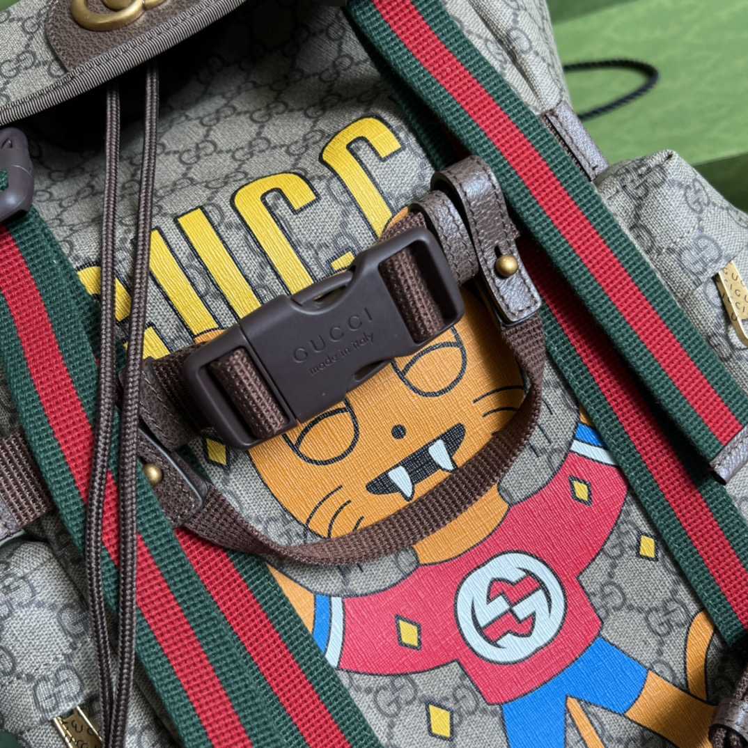 Gucci Cat Print Skateboard Backpack(34-42-16cm) - PerfectKickZ