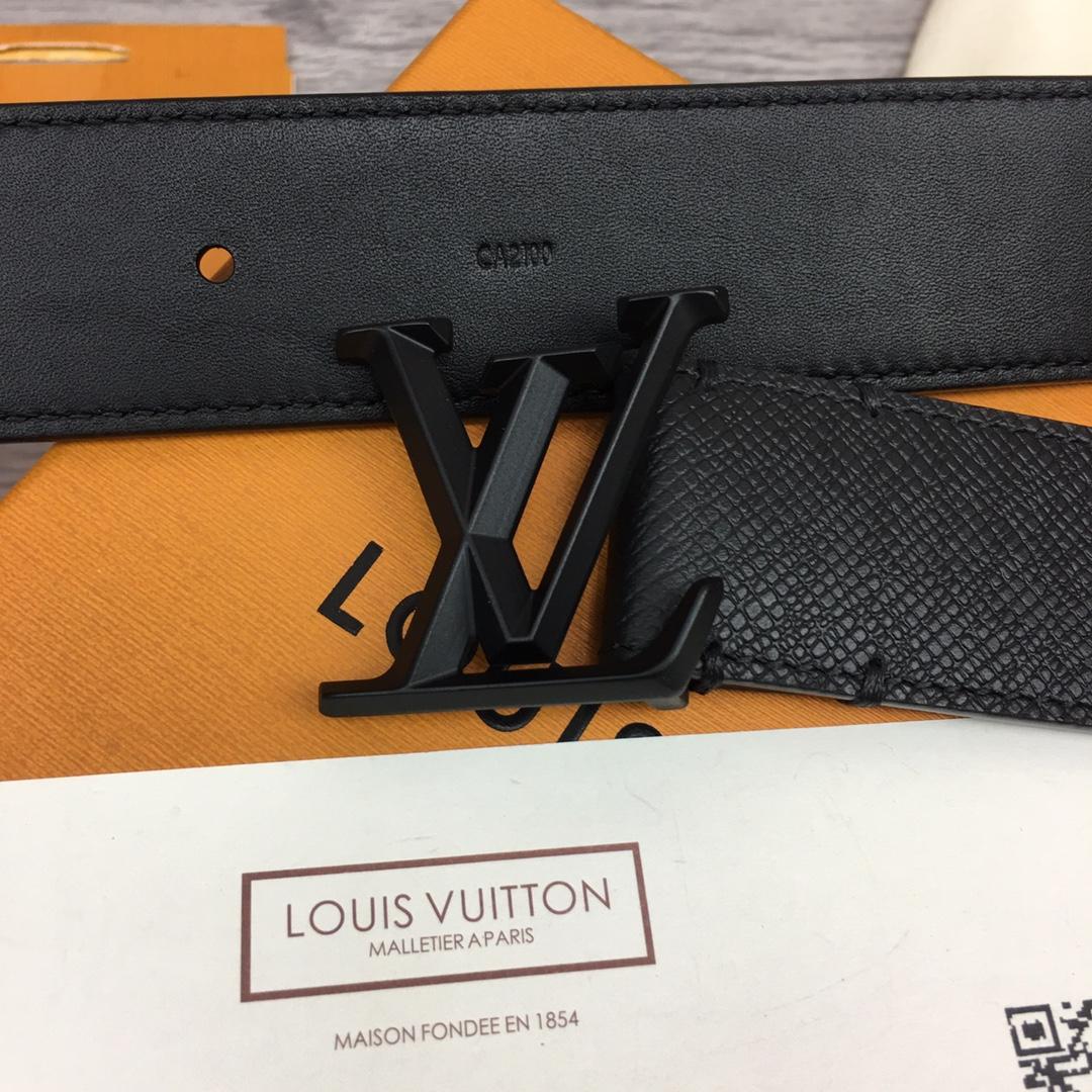 Louis Vuitton 35MM Belt - PerfectKickZ