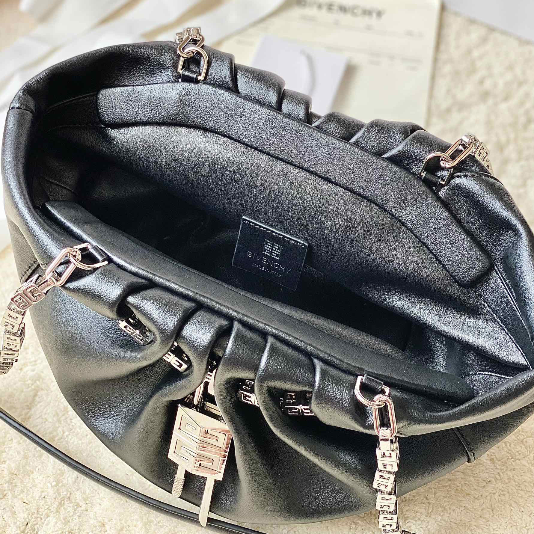 Givenchy Small Kenny Bag In Smooth Leather - Black(32-22-17cm) - PerfectKickZ