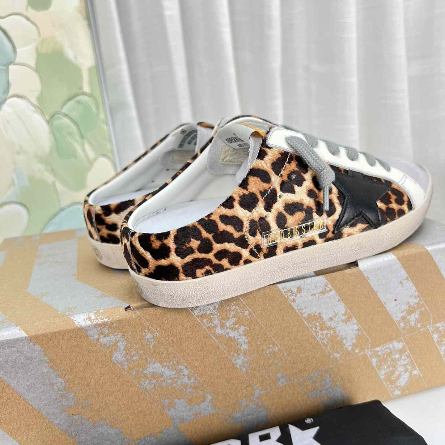 Golden Goose Super-Star Sabots In Leopard-Print Pony Skin With Black Leather Star And Ice-Gray Suede Tongue - PerfectKickZ