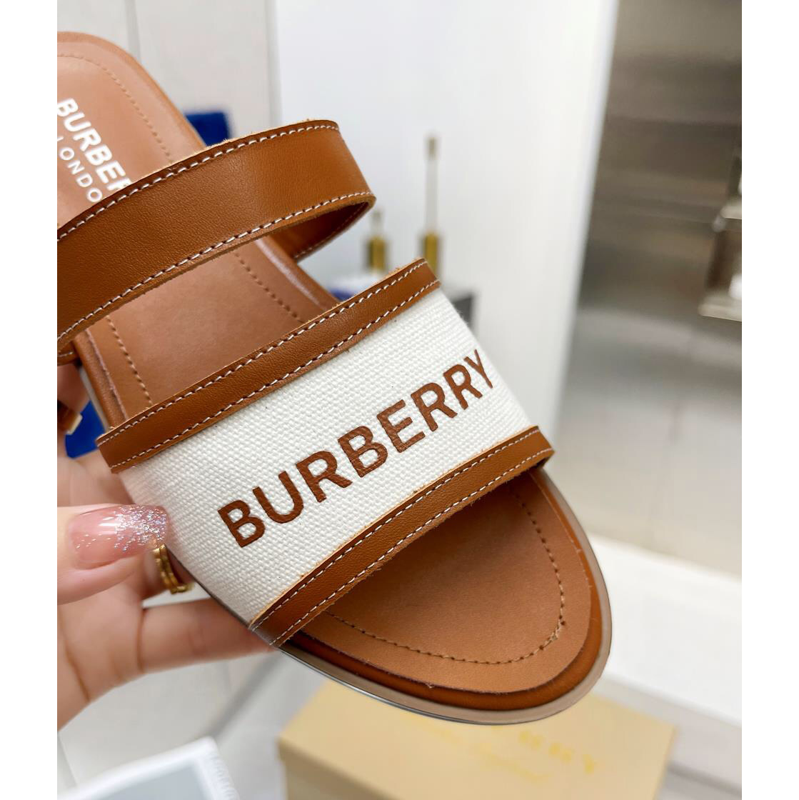 Burberry Logo Print Canvas And Leather Sandals - PerfectKickZ