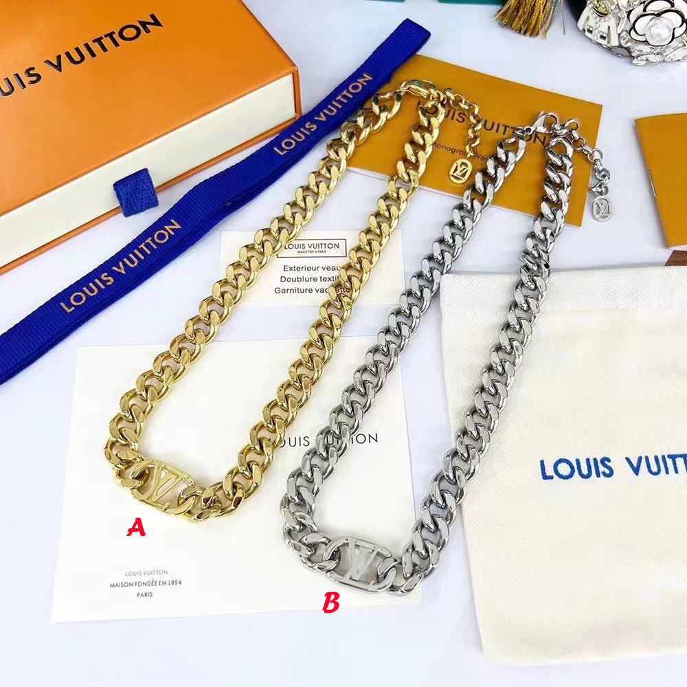 Louis Vuitton Chain Links Patches Necklace - PerfectKickZ