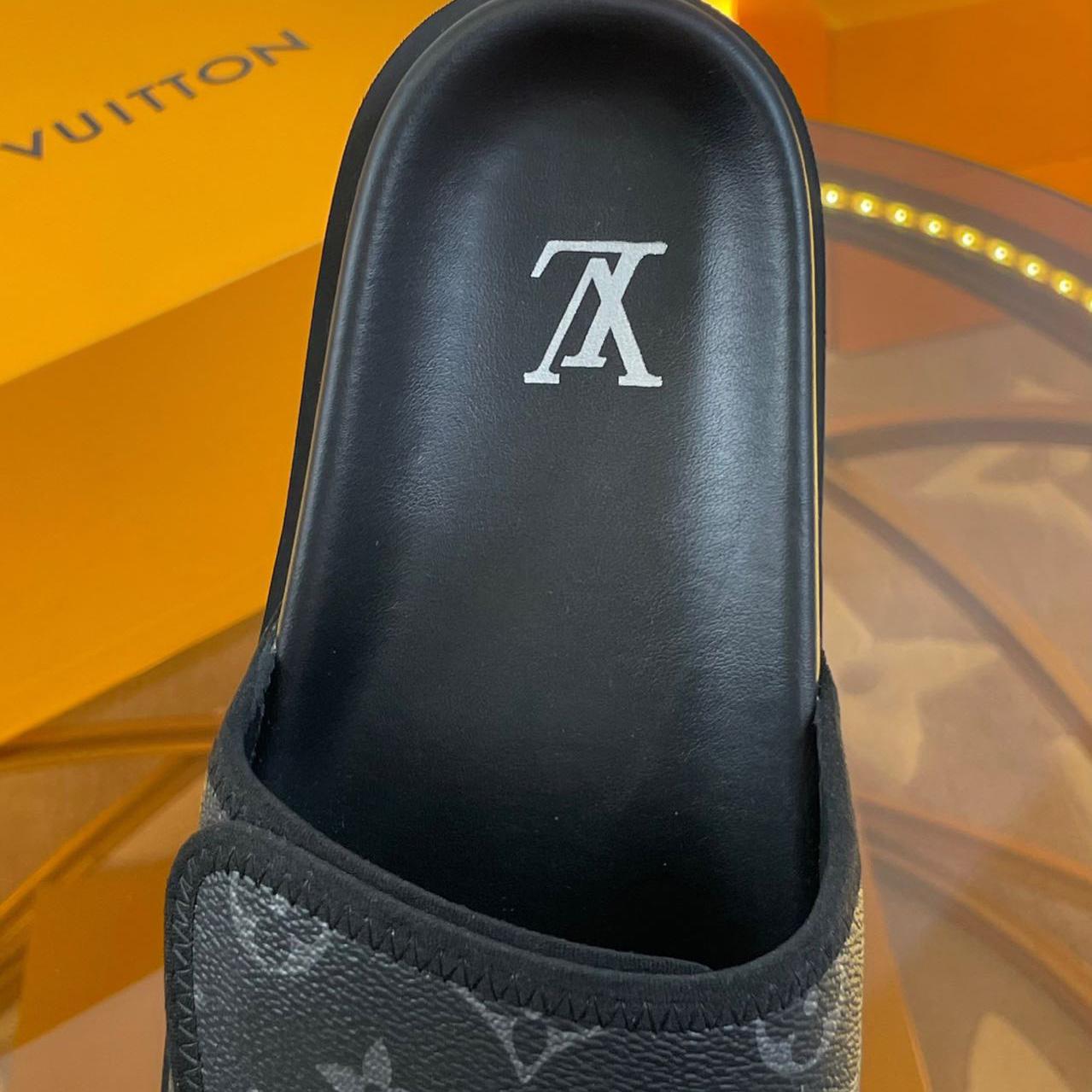 Louis Vuitton Miami Mule         1A9Z60 - PerfectKickZ
