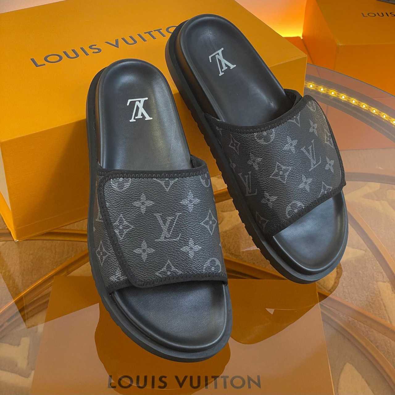 Louis Vuitton Miami Mule         1A9Z60 - PerfectKickZ
