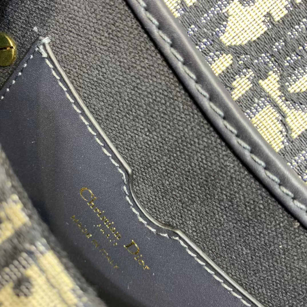 Dior Bobby Mini Bag (18-14-4cm) - PerfectKickZ
