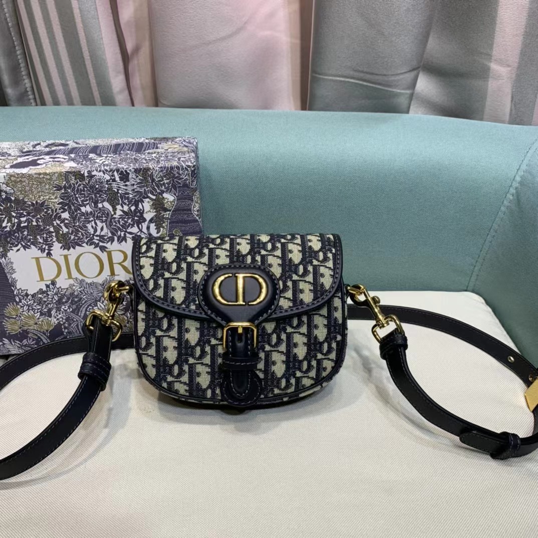 Dior Bobby Mini Bag (18-14-4cm) - PerfectKickZ