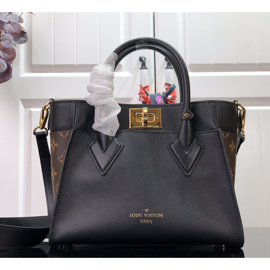 Louis VuittonOn My Side PM Tote Bag (25-20-12CM)    M57728 - PerfectKickZ