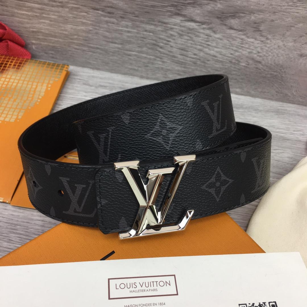 Louis Vuitton LV Pyramide 40mm Reversible - PerfectKickZ